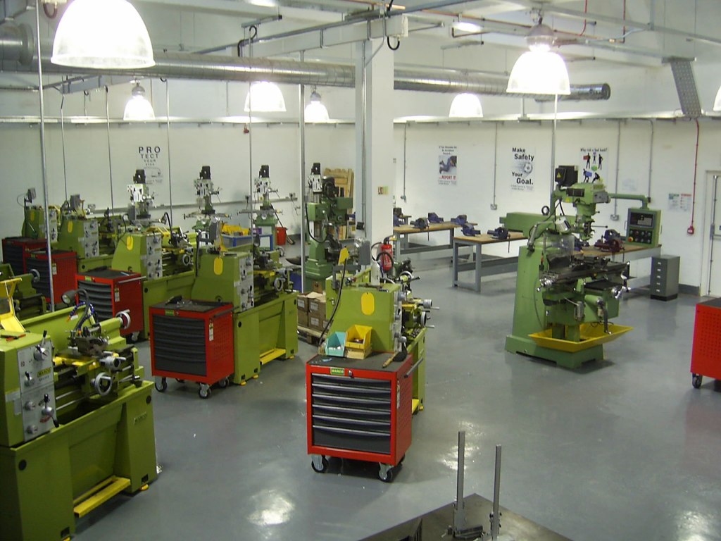 Education installation of metalworking machines